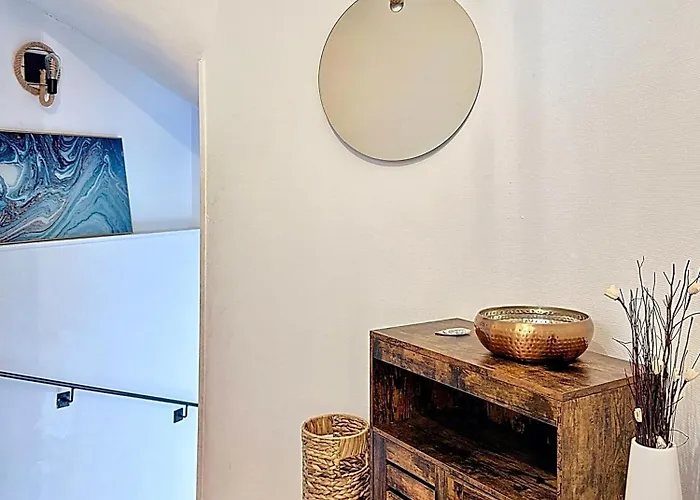 Port Royal Yourhosthelper Deauville